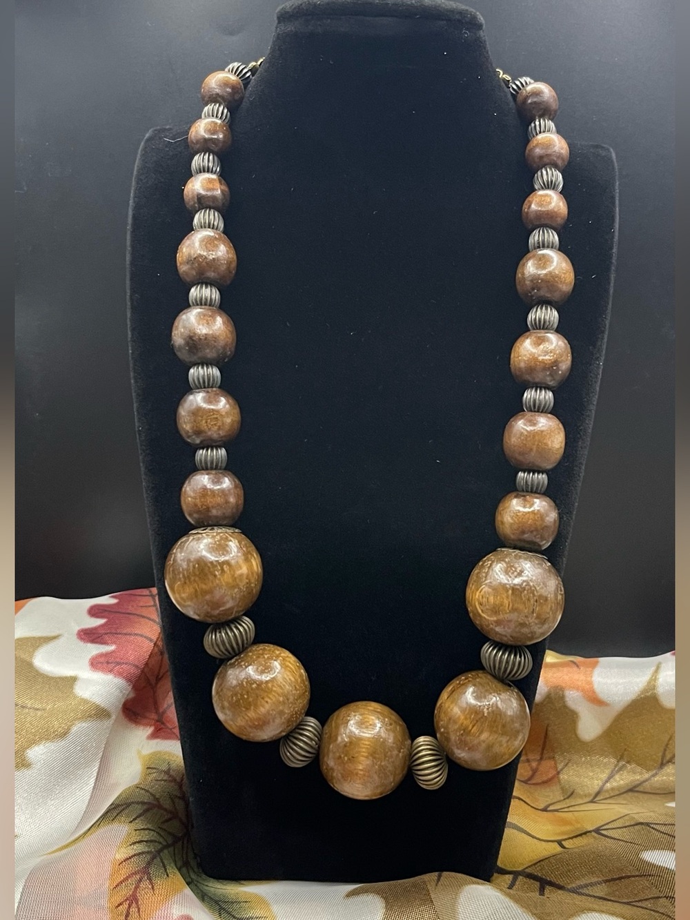 Vtg BoHo chunky wooden bead statement, necklace bronze spacers,18” +3” extender